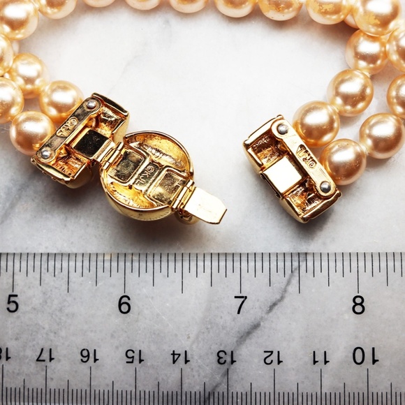 ⚜️ Kenneth Jay Lane Double Strand Pearl Bracelet - Picture 9 of 9